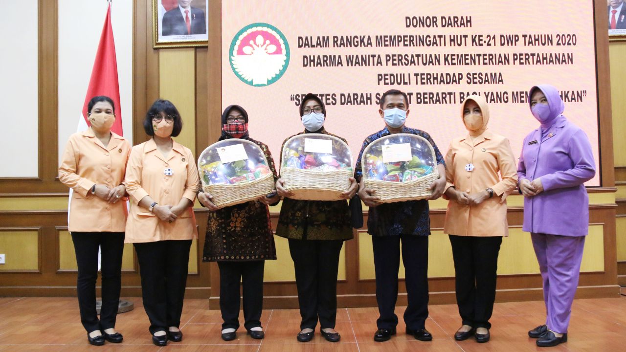 Peringati HUT Dharma Wanita Persatuan Kementerian Pertahanan  RSPAD Gatot Soebroto Selenggarakan Donor Darah