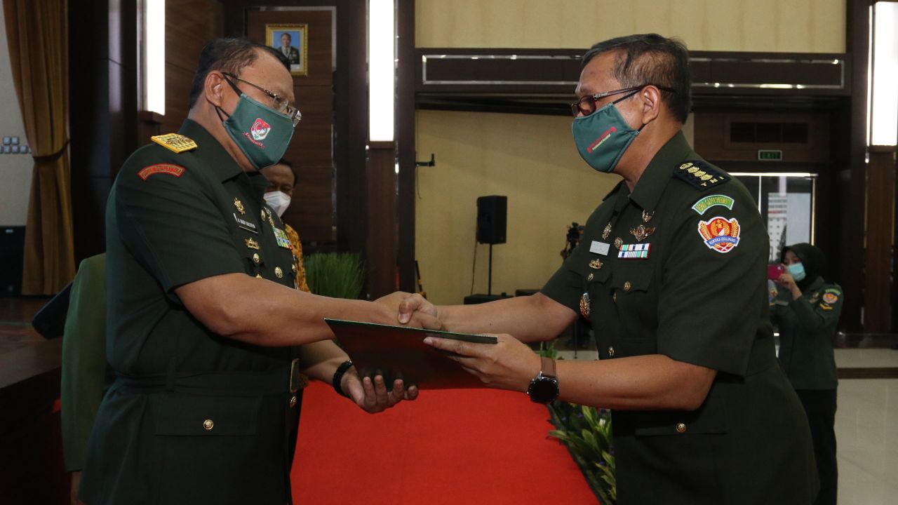 Tradisi Pelepasan Purnabakti Anggota Militer dan  PNS RSPAD Gatot Soebroto